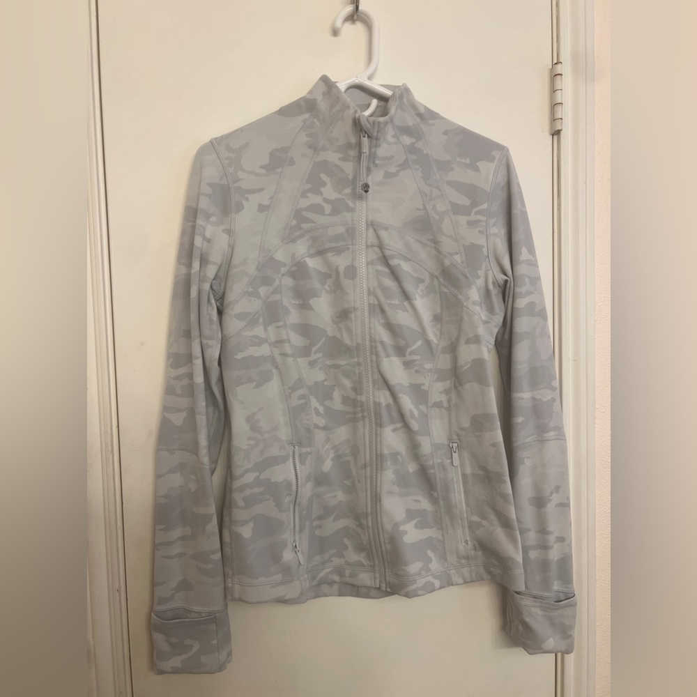 LULULEMON Align jacket size 10 color white camo